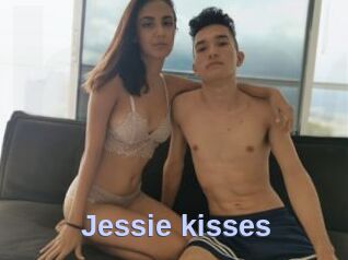 Jessie_kisses