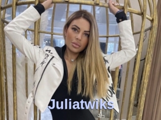 Juliatwiks