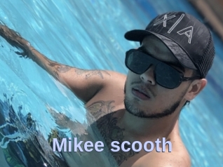 Mikee_scooth