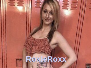RoxieRoxx Big Sexy Titties